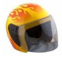 קסדה מפוארת להבות לנהג מרוצים קסדה מפוארת להבות לנהג מרוצים