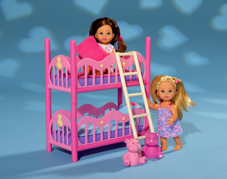 EVI אווי ומיטת הקומותיים, במבינו צעצועים